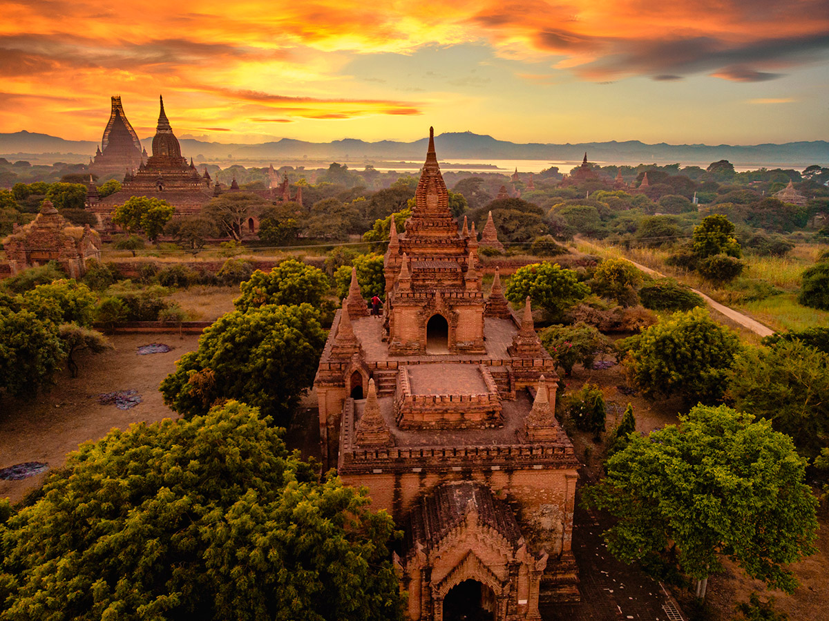 Irrawaddy_Bagan-sunrise